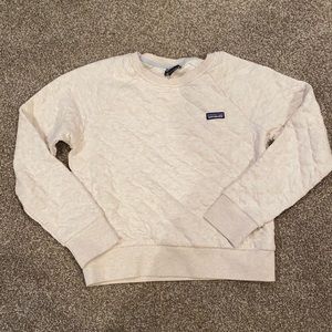 size small patagonia crew neck!